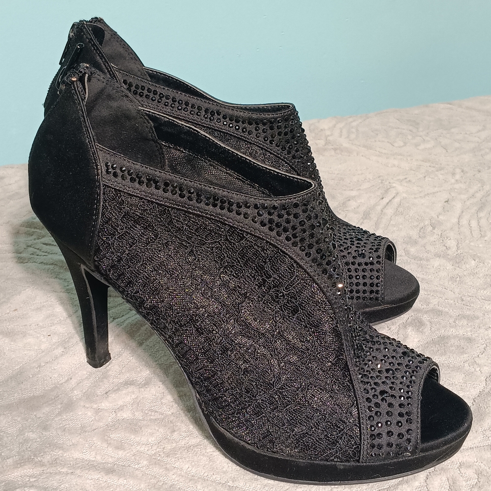 VERY CHERRY - Sexy Black Rhinestone with Lace, Black Peep-Toe Heels